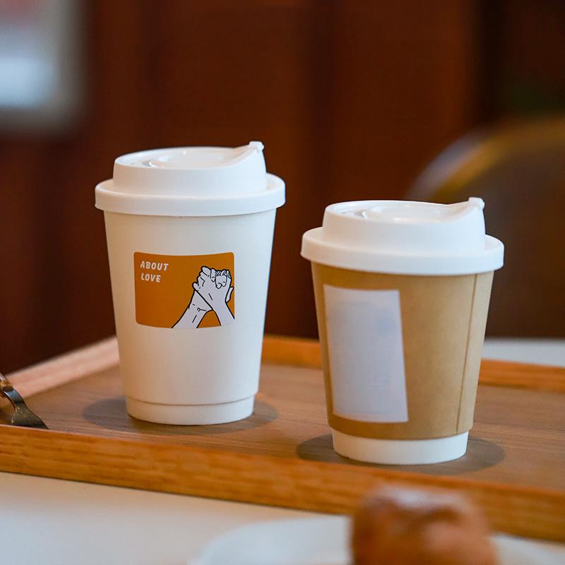 Tasse en papier pour café